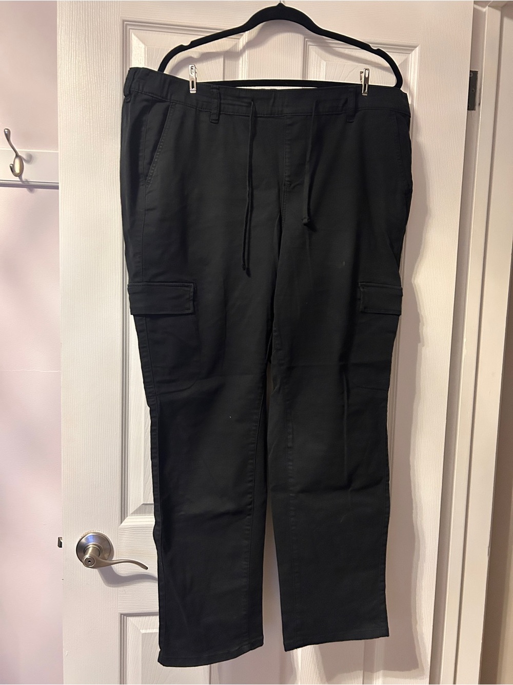 Torrid women’s Black Cargo Pants - Classic Comfort
